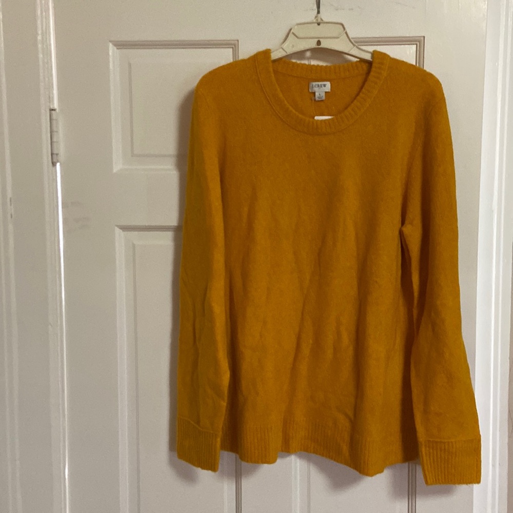 Women’s sweater